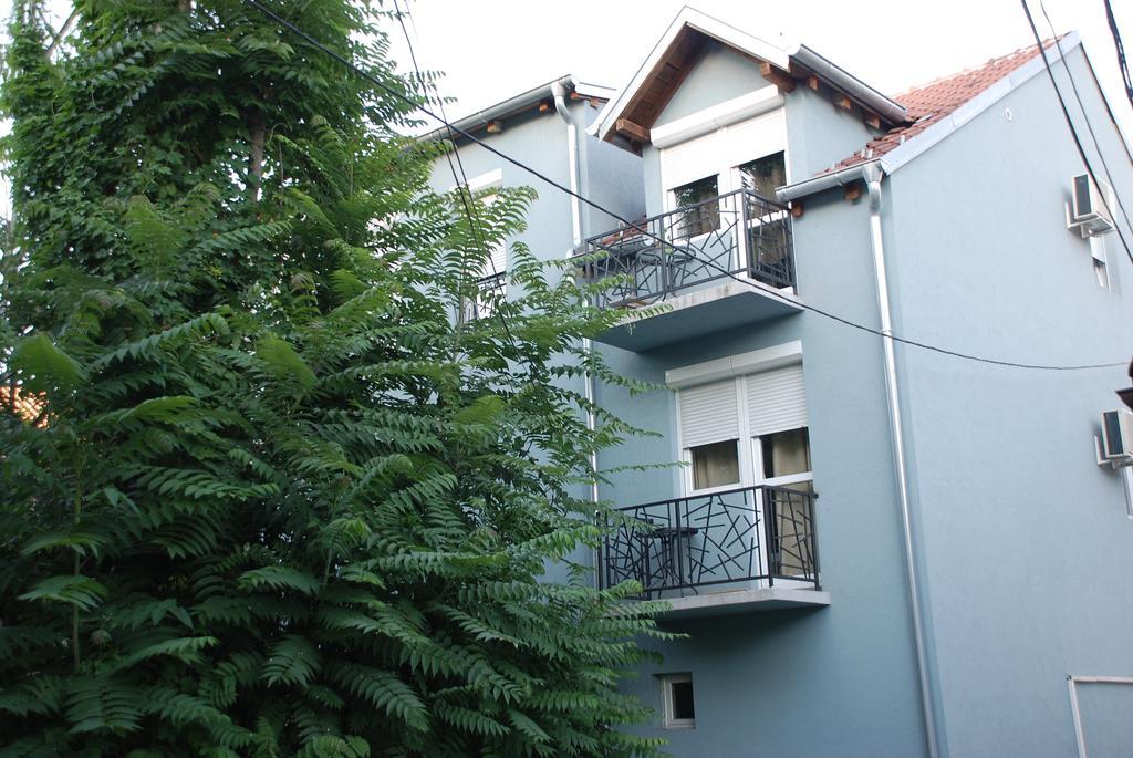Franstal Apartments Belgrado Exterior foto